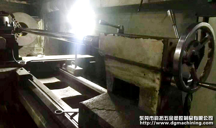 大型數(shù)控車床加工 大型數(shù)控車床加工